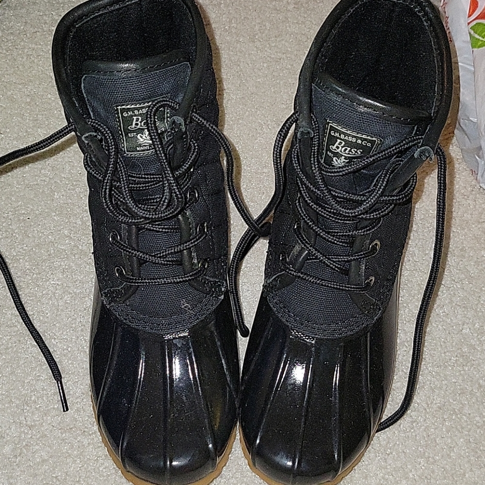 Bass duck shoes